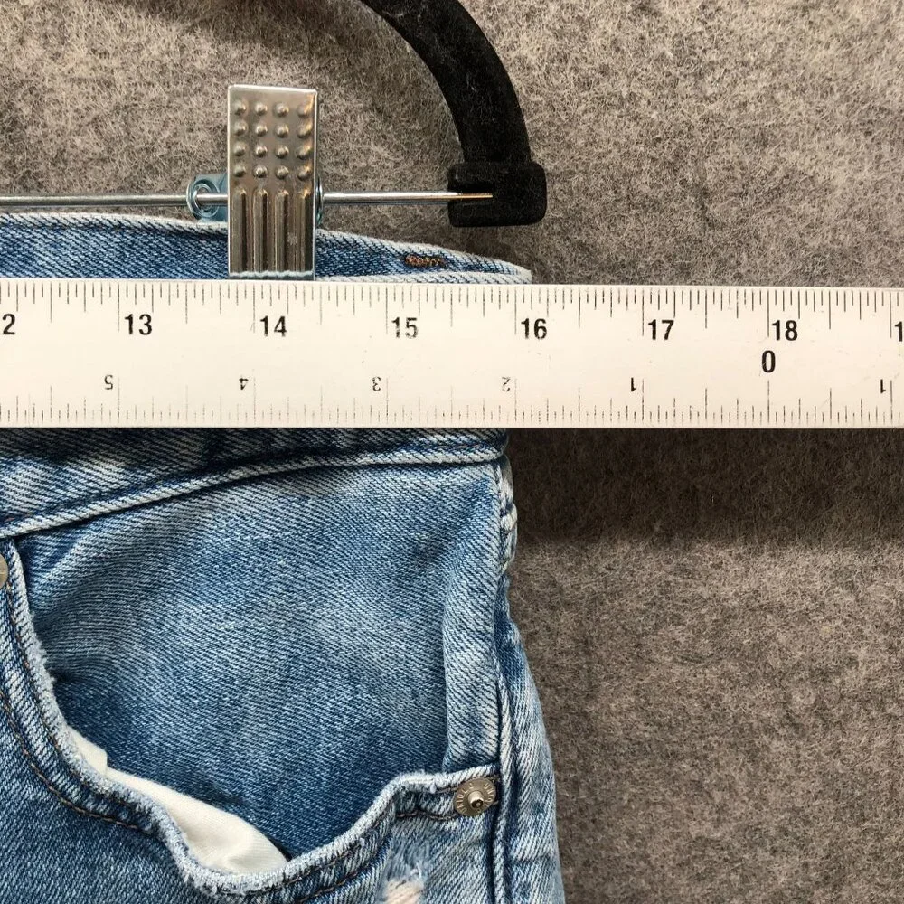 Uniqlo Slim Fit Jeans Mens 30‎ x 31 Blue Light Wash Stretch Distressed